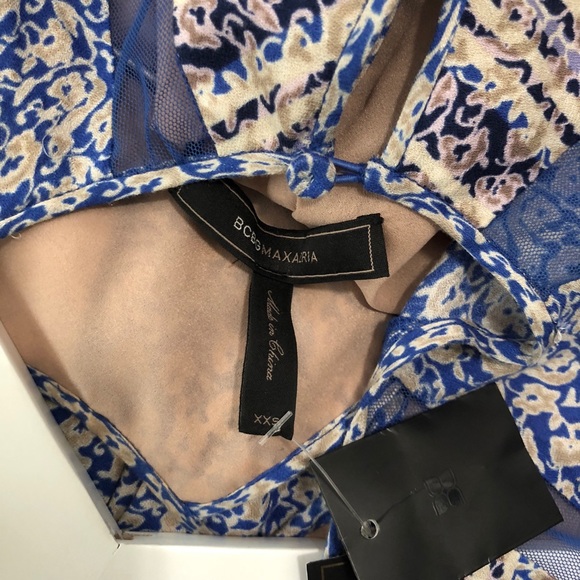 NWT BCBGMAXAZARIA Bardot Printed Dress - Picture 5 of 6